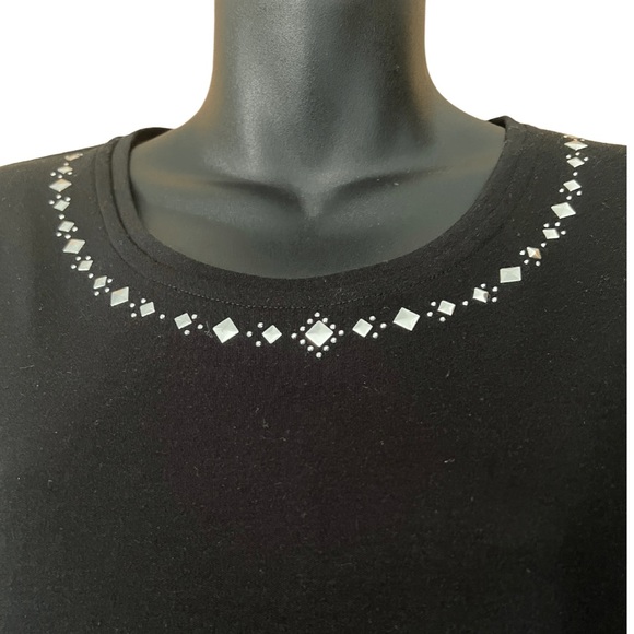 ALIA BLACK TSHIRT W/SILVER STUDS SIZE PETITE LARGE - Picture 5 of 8
